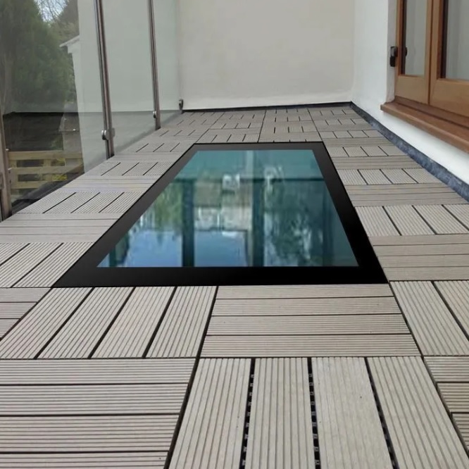 InfinityFramed Fixed Walk On Flat Rooflight